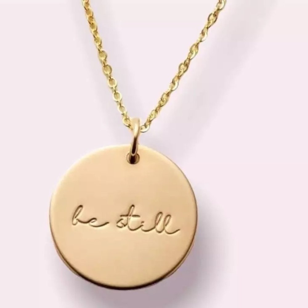 18k Gold "Be Still" Round Necklace - Picture 1 of 11